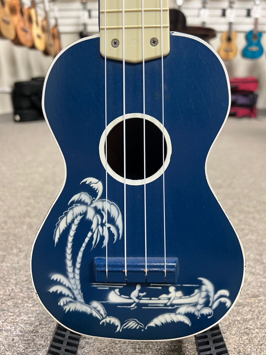 money trees ukulele Vintage Harmony Soprano Ukulele w/Case - Rare Blue Color