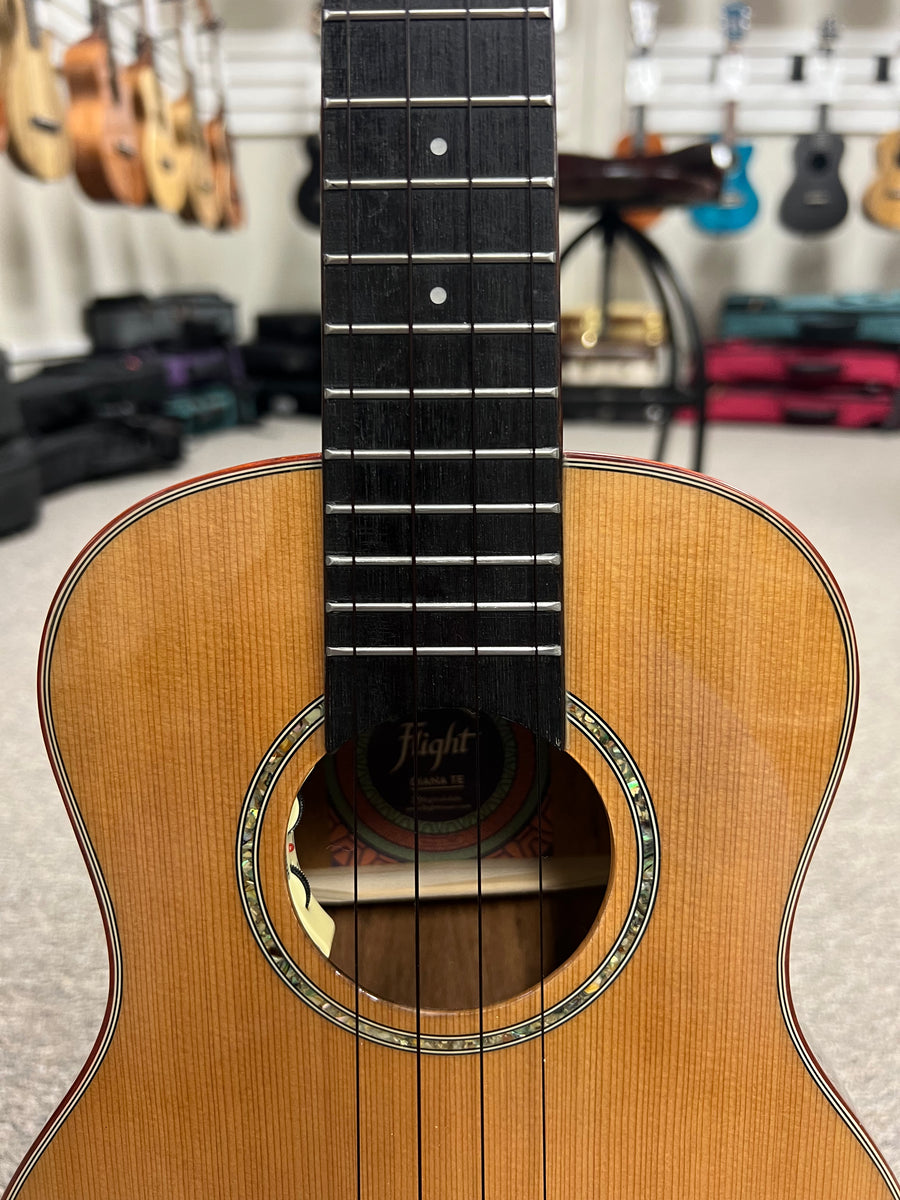Flight Diana TE Electric Tenor Ukulele w Case Solid Cedar Walnut