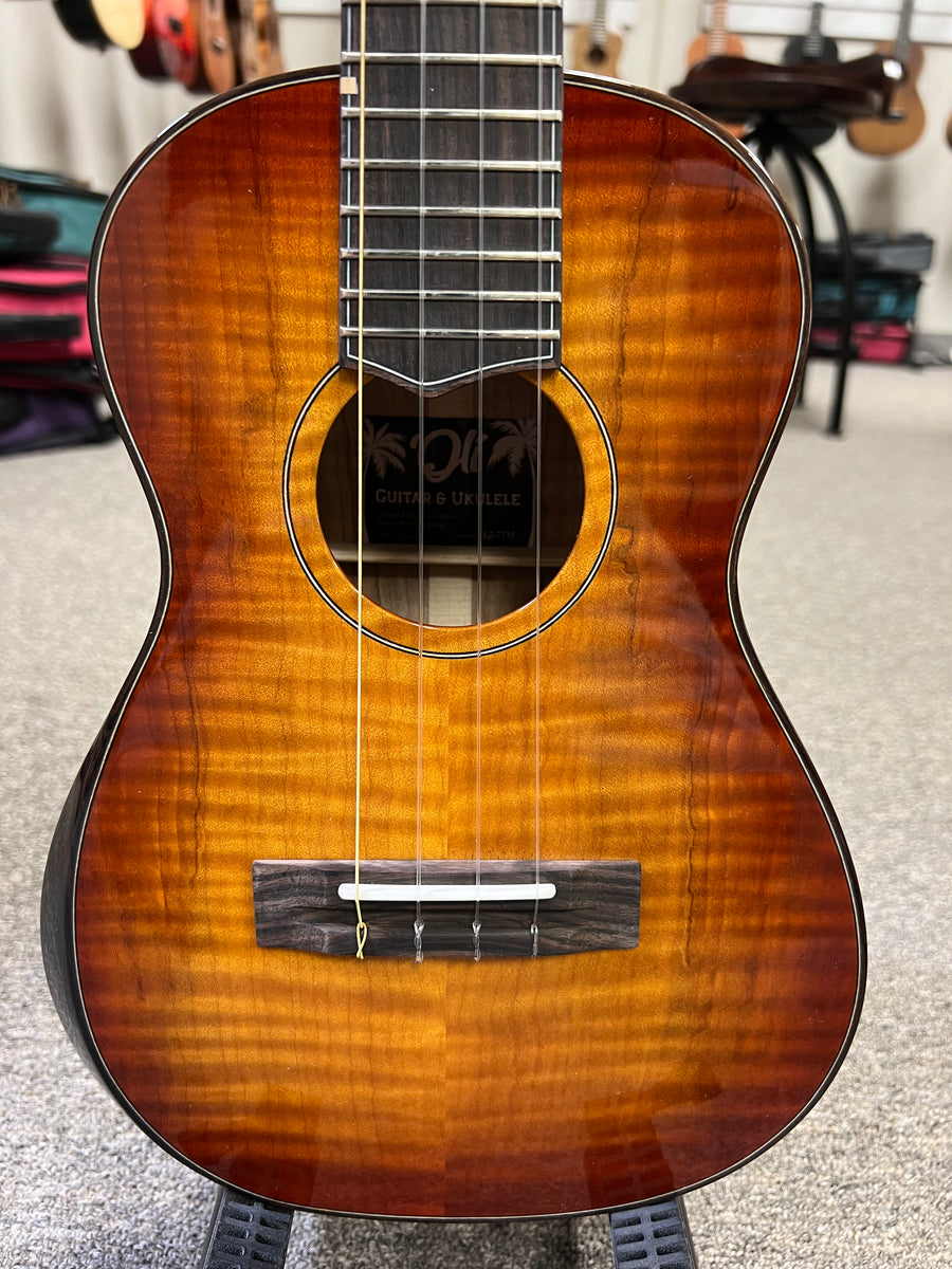 Oli L2-TFM Solid Flame Maple Sunburst Tenor Ukulele w/Case