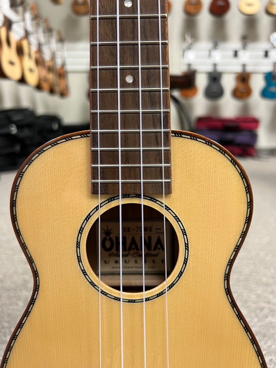 OHANA SK-70WG Soprano Ukulele - Solid Spruce/ Willow Wood