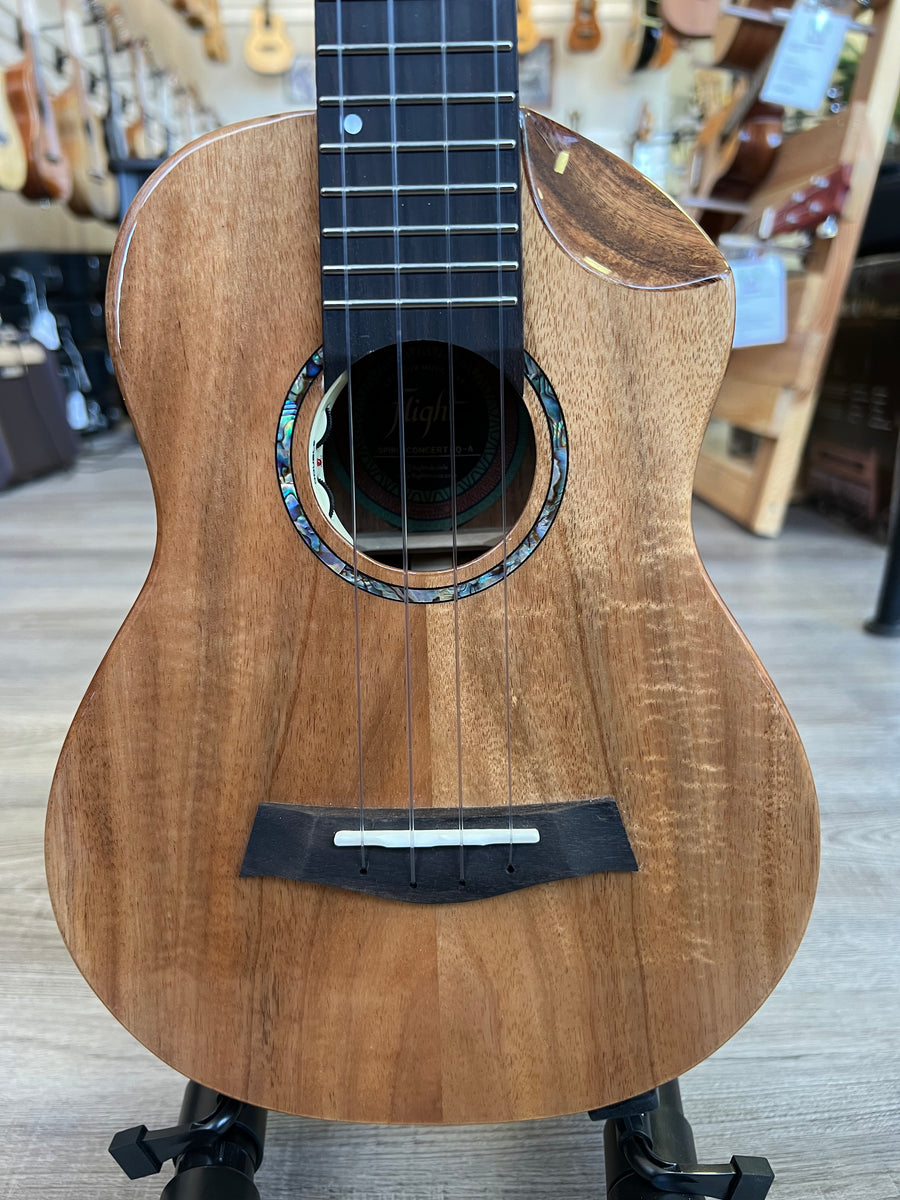 Flight Spirit Solid Acacia Electric Concert Ukulele w Case Royal