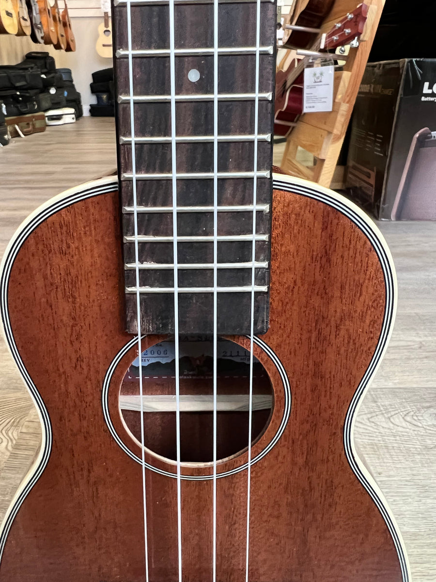 KALA KA-SLNG Mahogany Soprano Long Neck Ukulele - Soprano Body w