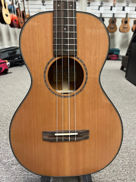 PONO ULN4-2 Nylon String Baritone Ukulele w/Case - Solid Cedar/Solid Mahogany