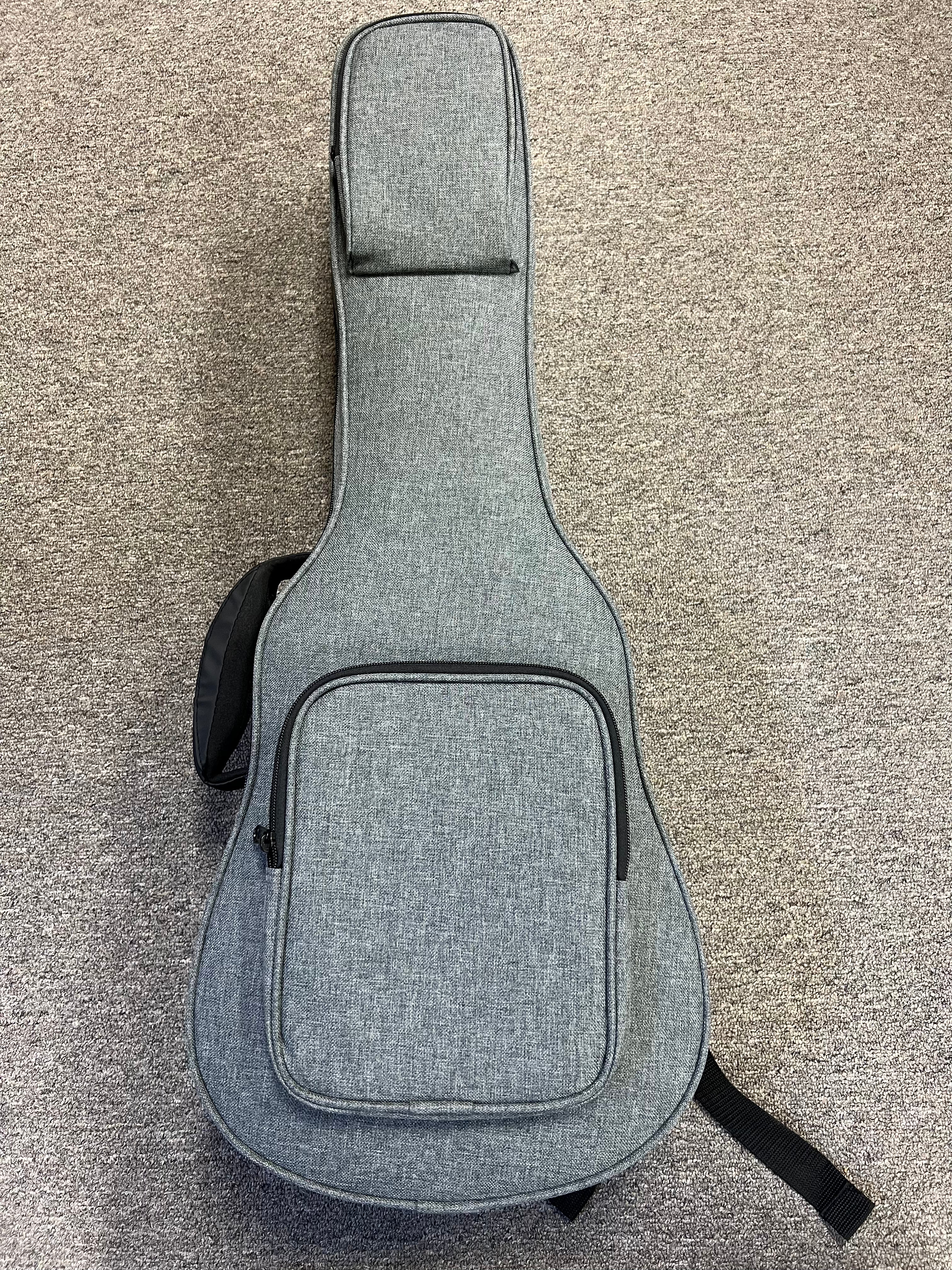 Oli L2-BCE Solid Cedar&frasl;Ebony Baritone Ukulele w&frasl;Case