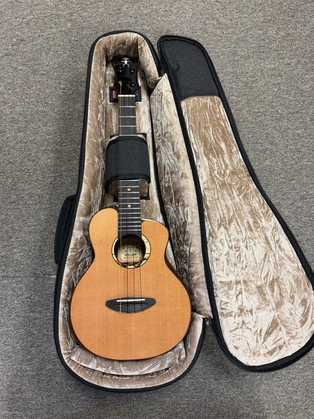 aNueNue UT-214 Cedar Bird Solid Cedar/Rosewood Tenor Ukulele w/Case - Pre Loved