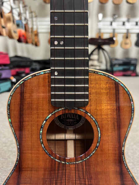 Kiwaya KPT-5K Solid 5A Curly Koa Tenor Ukulele w/Case