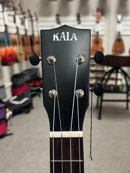 KALA KA-SDH-BE Solid Salt and Pepper Doghair Electric Baritone Ukulele w/Case