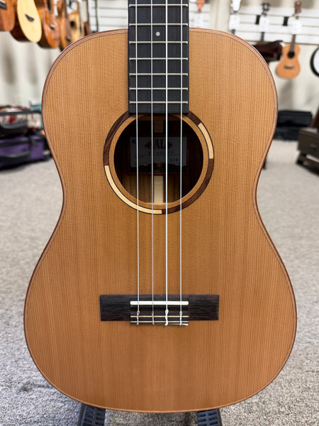 KALA KA-ASCP-B Baritone Ukulele - Solid Cedar/ Solid Pau Ferro