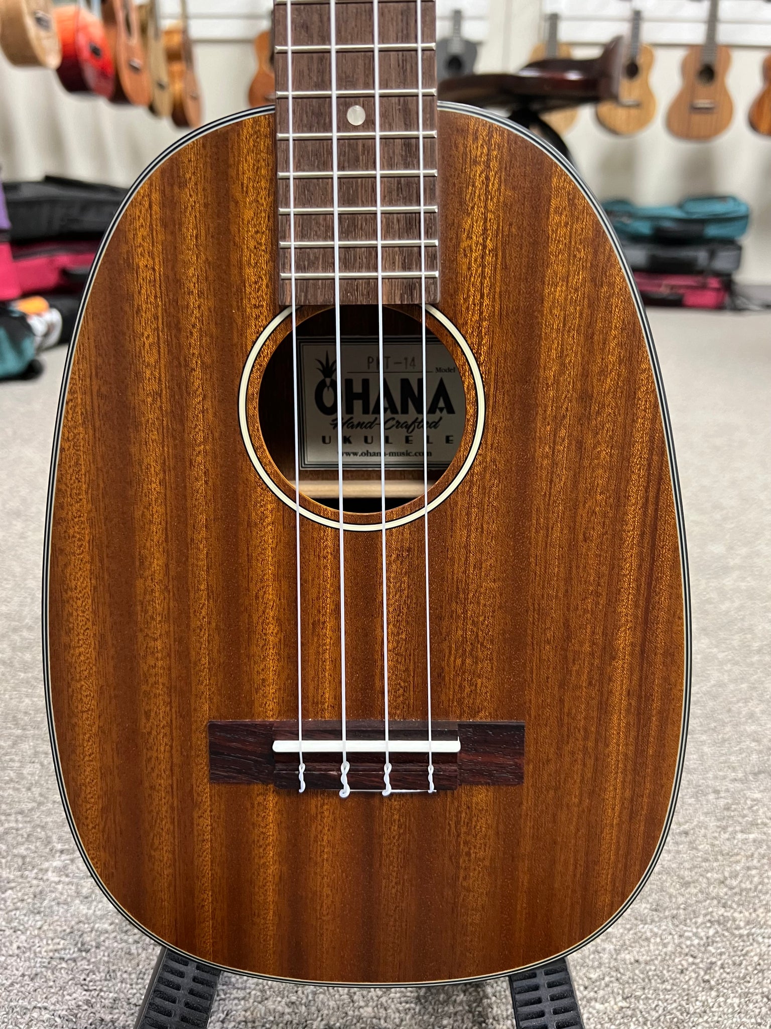 OHANA PKT-14 Mahogany Pineapple Tenor Ukulele