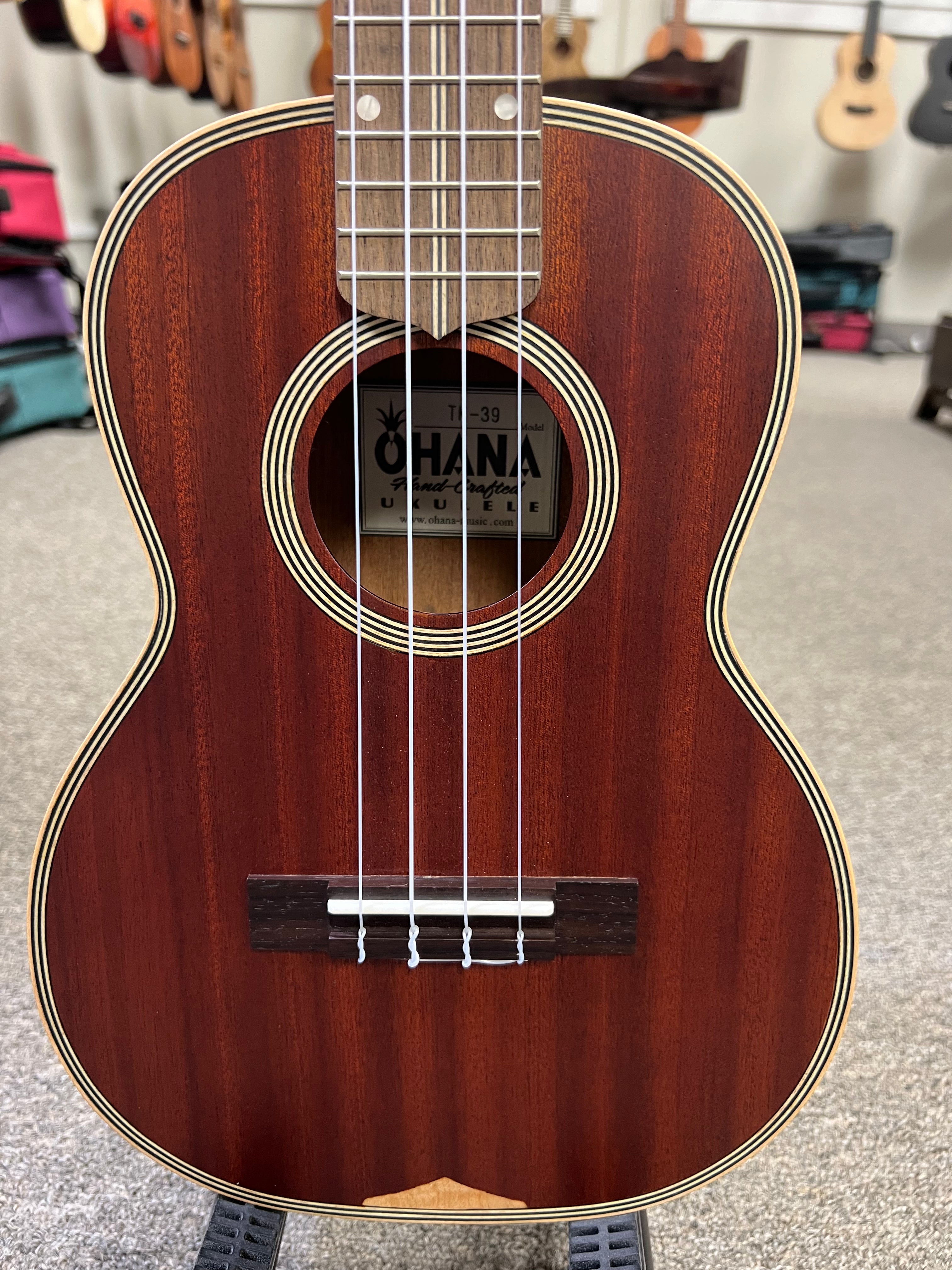 OHANA TK-39 Solid Mahogany Tenor Ukulele
