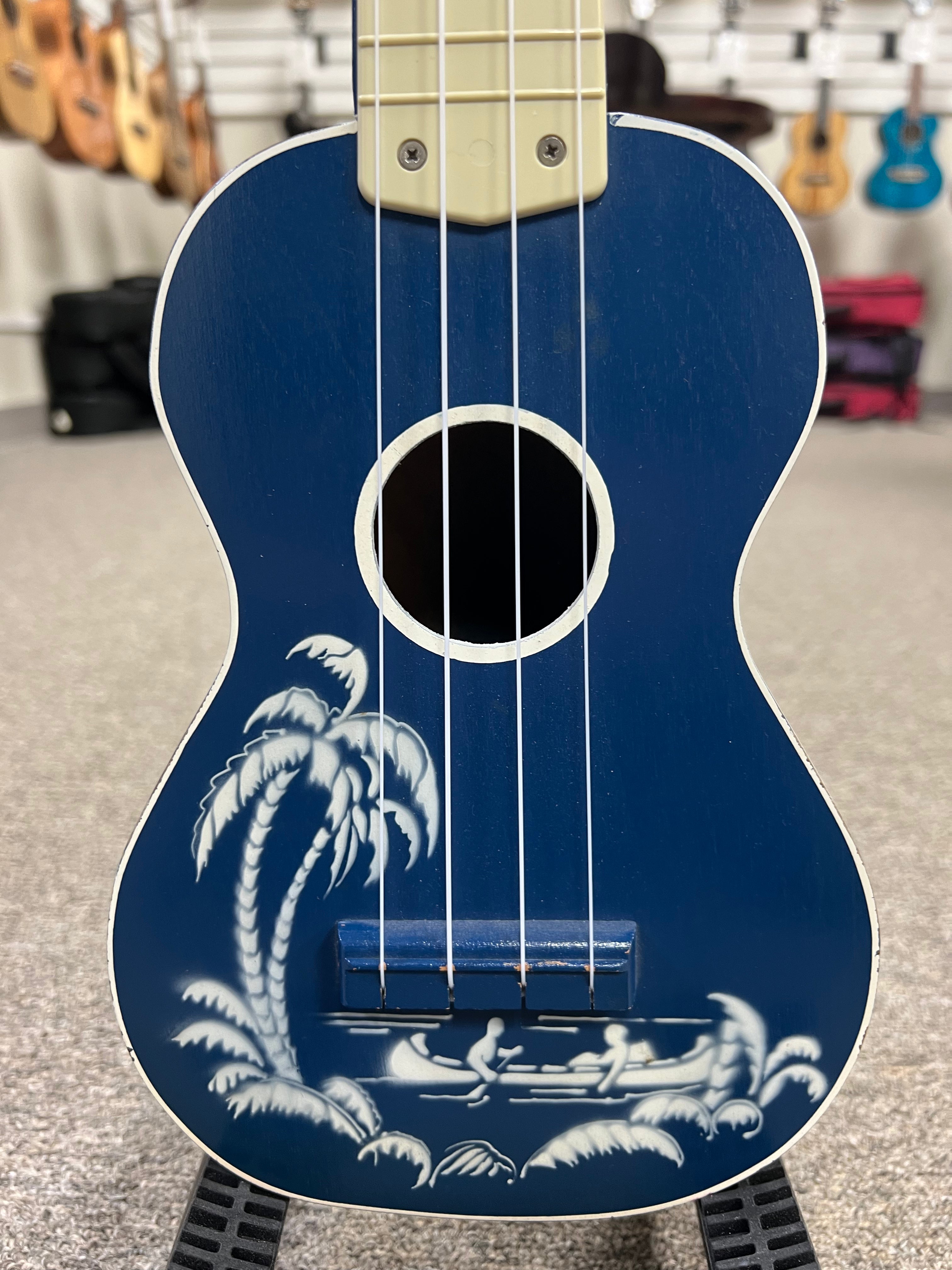 Vintage Harmony Soprano Ukulele w/Case - Rare Blue Color - Canoe Vintage Harmony Soprano Ukulele w/Case - Rare Blue Color - Canoe