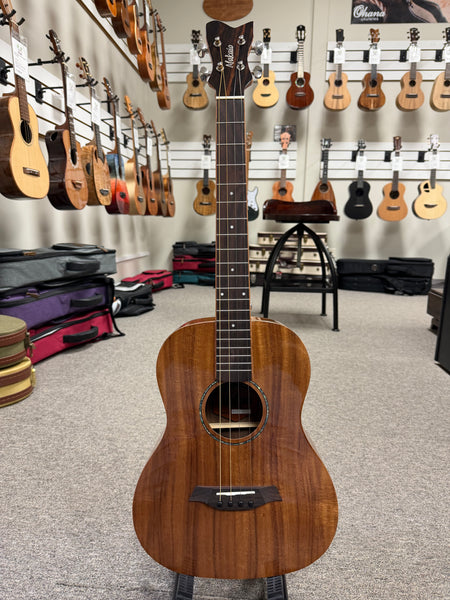 Makaio MKBXS-10 Large Body Steel String Koa Baritone Ukulele w/Case
