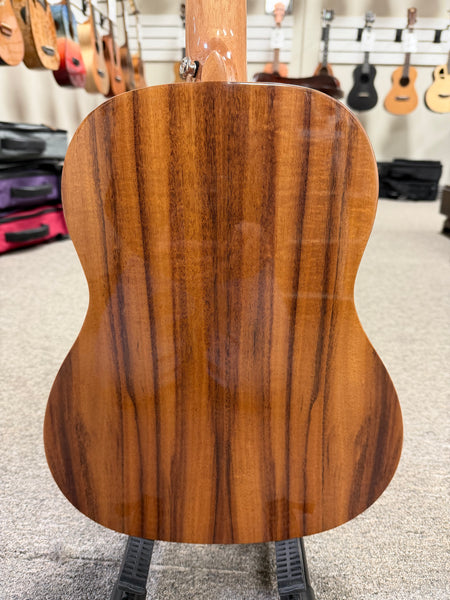 Makaio MKBXS-10 Large Body Steel String Koa Baritone Ukulele w/Case