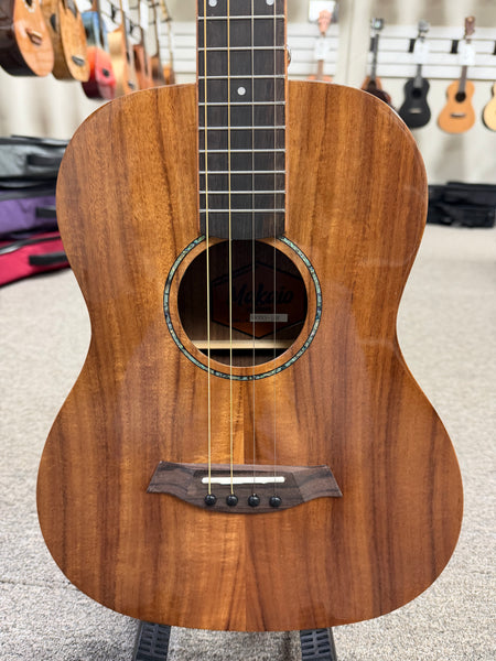 Makaio MKBXS-10E Large Body Steel String Koa Electric Baritone Ukulele w/Case