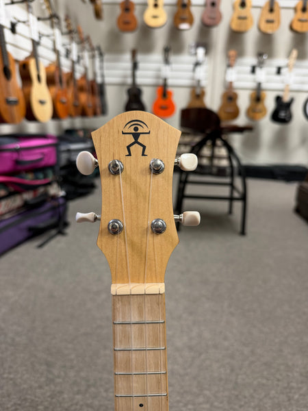aNueNue UC-10 Solid Spruce/Mahogany Concert Ukulele w/Case - Living Coral