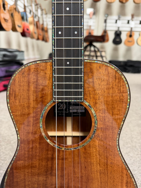 KALA KA-20th KOA-B Solid Koa/Mahogany Baritone Ukulele w/Case - B-Stock - 20th Anniversary Limited Edition