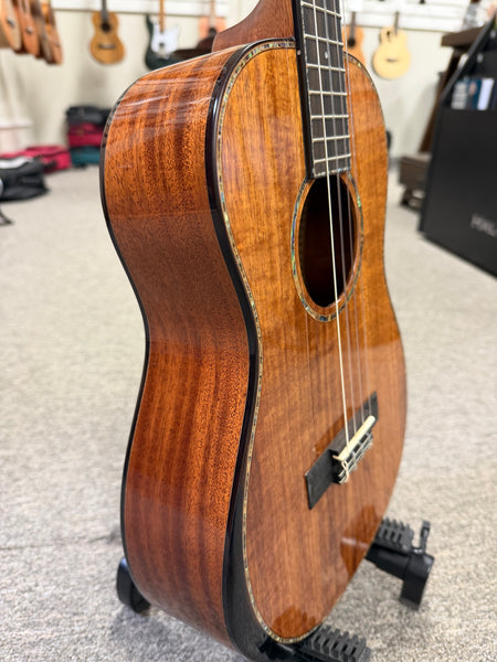 KALA KA-20th KOA-B Solid Koa/Mahogany Baritone Ukulele w/Case - B-Stock - 20th Anniversary Limited Edition