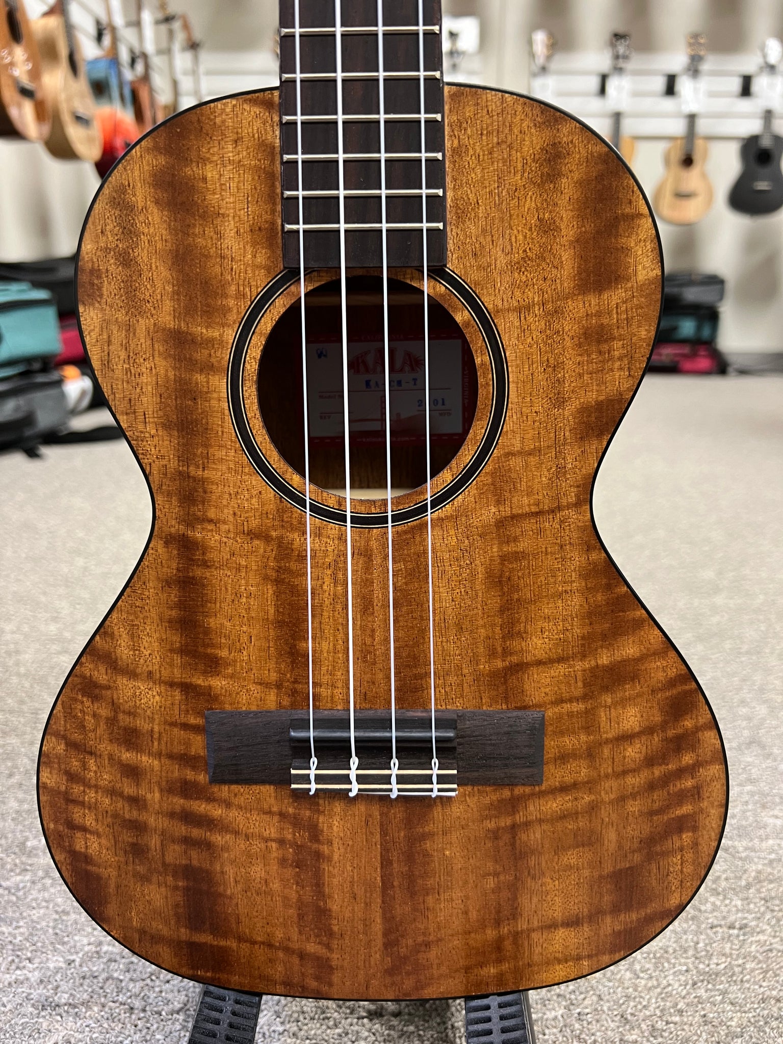 KALA KA-CM-T Curly Mango Tenor Ukulele