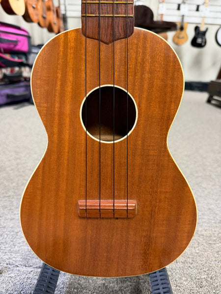 Vintage Harmony Mahogany Concert Ukulele w/Case - Pre Loved
