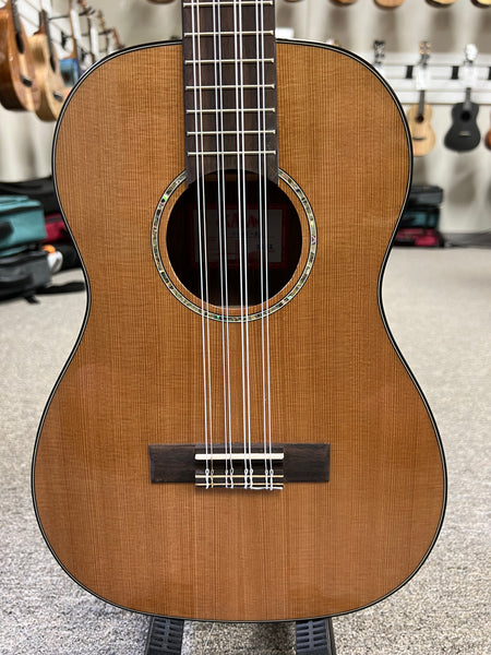 KALA KA-SCAC-B8 Solid Cedar Top/Acacia 8 String Baritone Ukulele