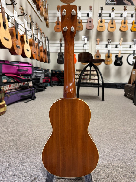 Vintage Harmony Mahogany Concert Ukulele w/Case - Pre Loved