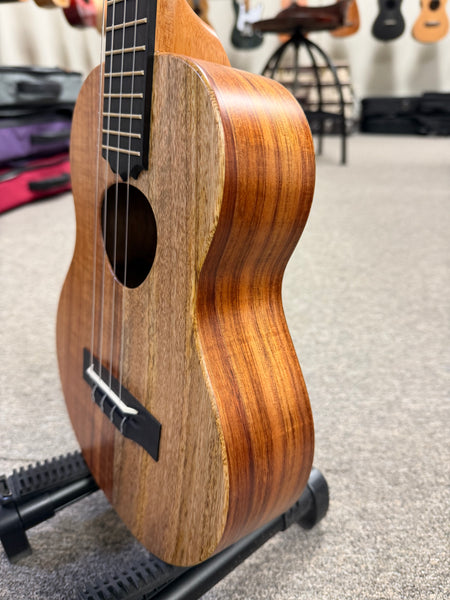 KoAloha KTNP-10 Solid Koa/Mango Naupaka Tenor Ukulele w/Case #2 - Pikake Finish