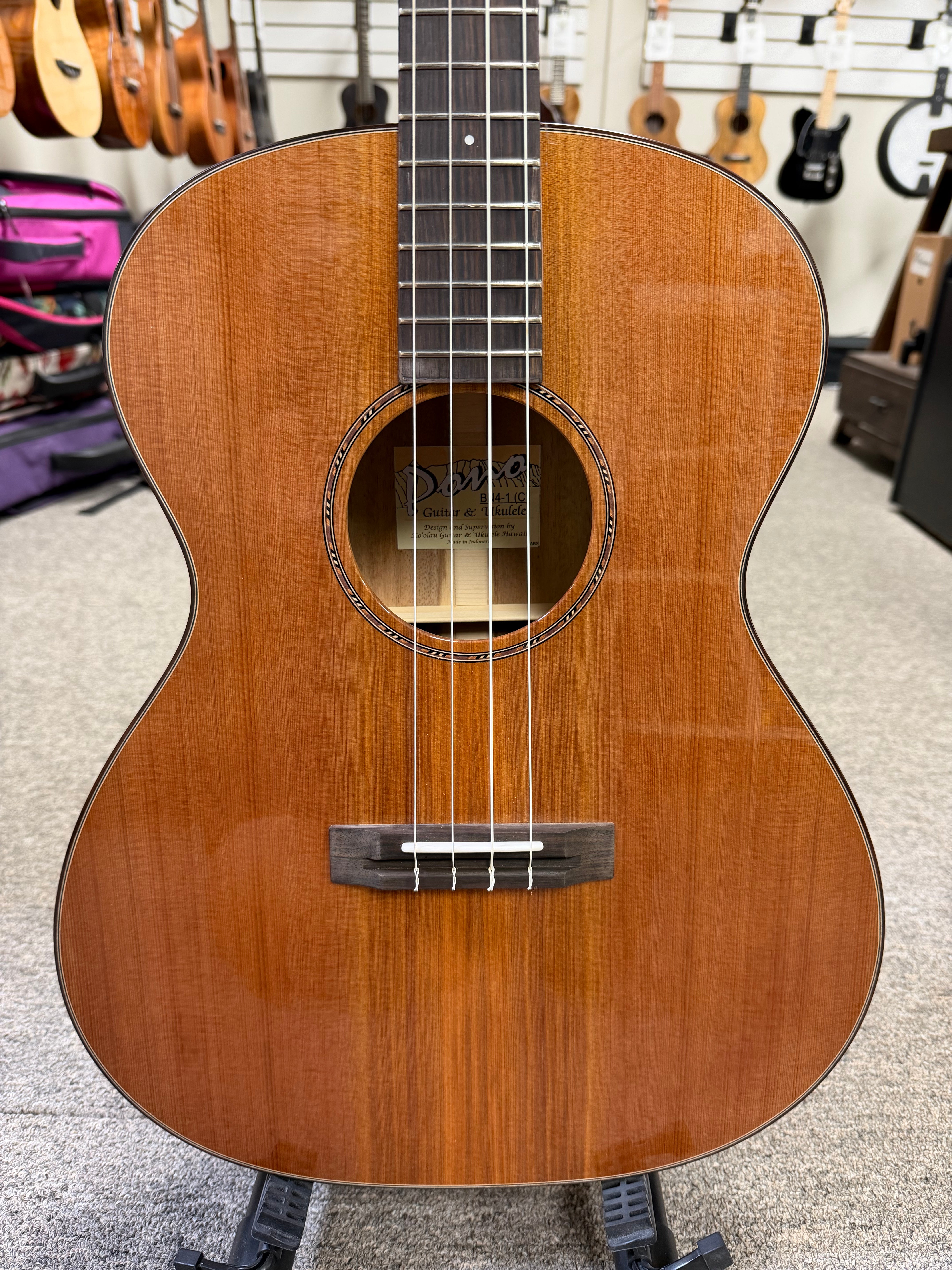Pono BN4-1 Solid Cedar/Acacia Large Body Baritone Nui Ukulele w/Case