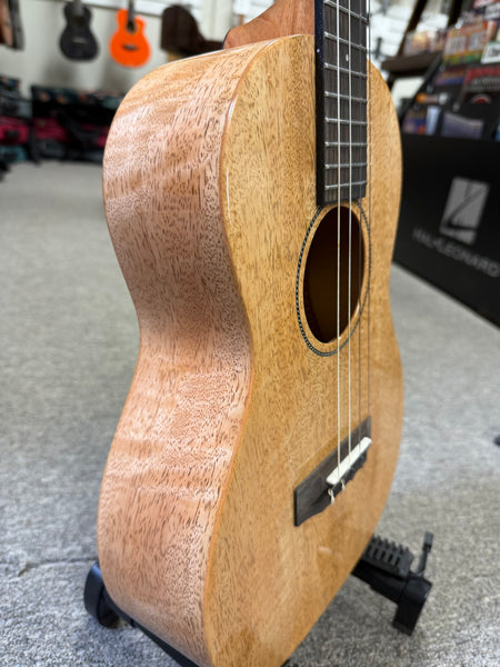 PONO MGBD Solid Mango Deluxe Baritone Ukulele