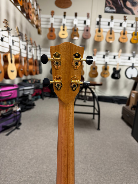 PONO MGBD Solid Mango Deluxe Baritone Ukulele