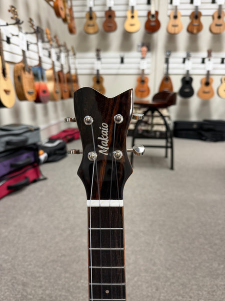 Makaio MMT-10 Mahogany Tenor Ukulele w/Case