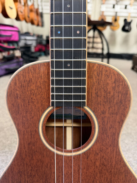 KALA KA-AMHG-ST Solid Mahogany Tenor XL Ukulele - Super Tenor