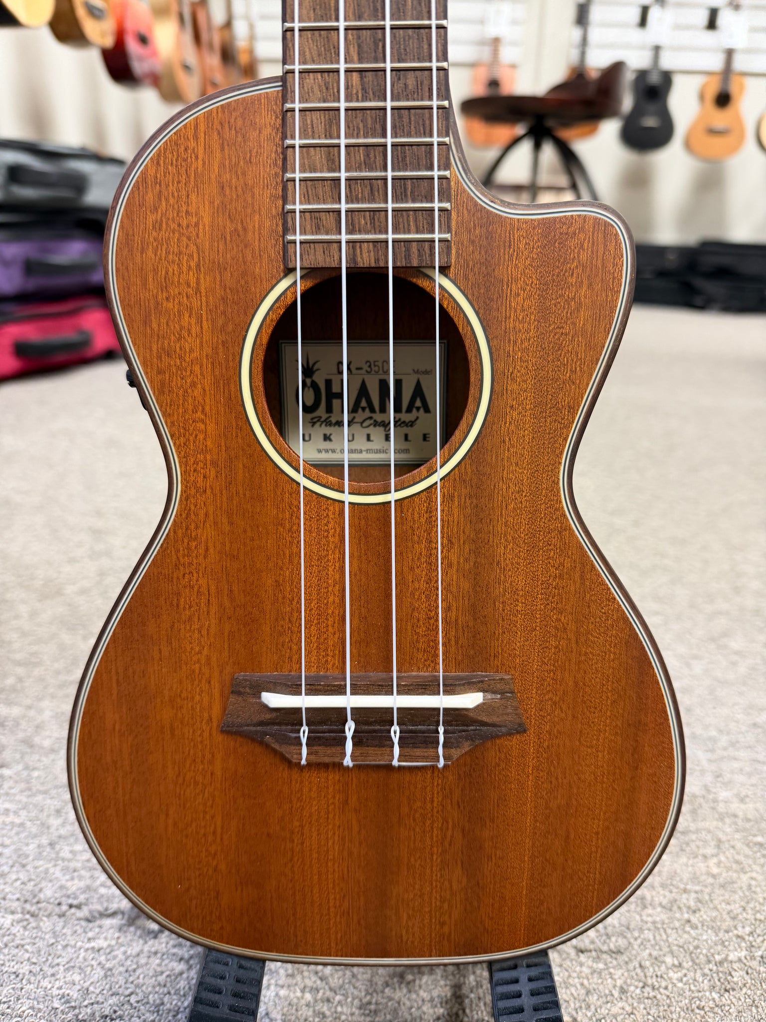 Ohana CK-35CE Mahogany Electric Concert Ukulele w/Cutaway - Solid Mahogany