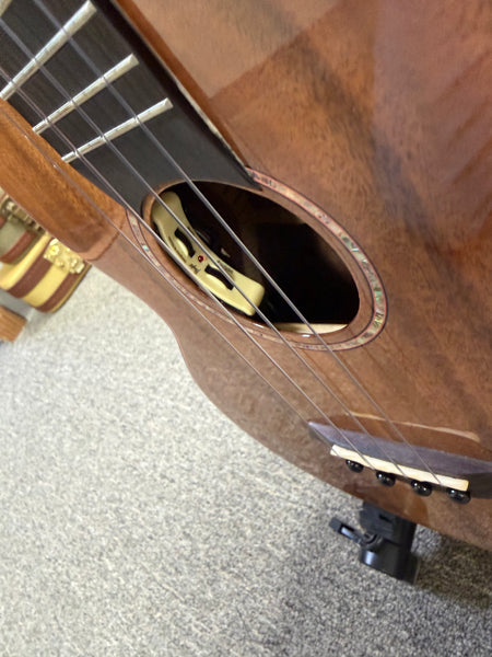 Flight Phantom Solid Acacia Electric Tenor Ukulele w/Case - Royal Series