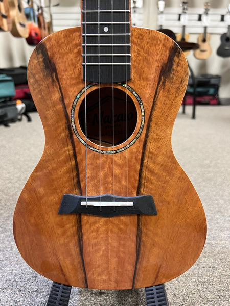 Makaio MSMC-10 Spalted Mango Concert Ukulele w/Case #2