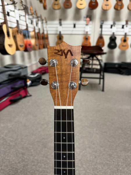 Risa Solid Koa Tenor Ukulele - UKA-KOA-BAT