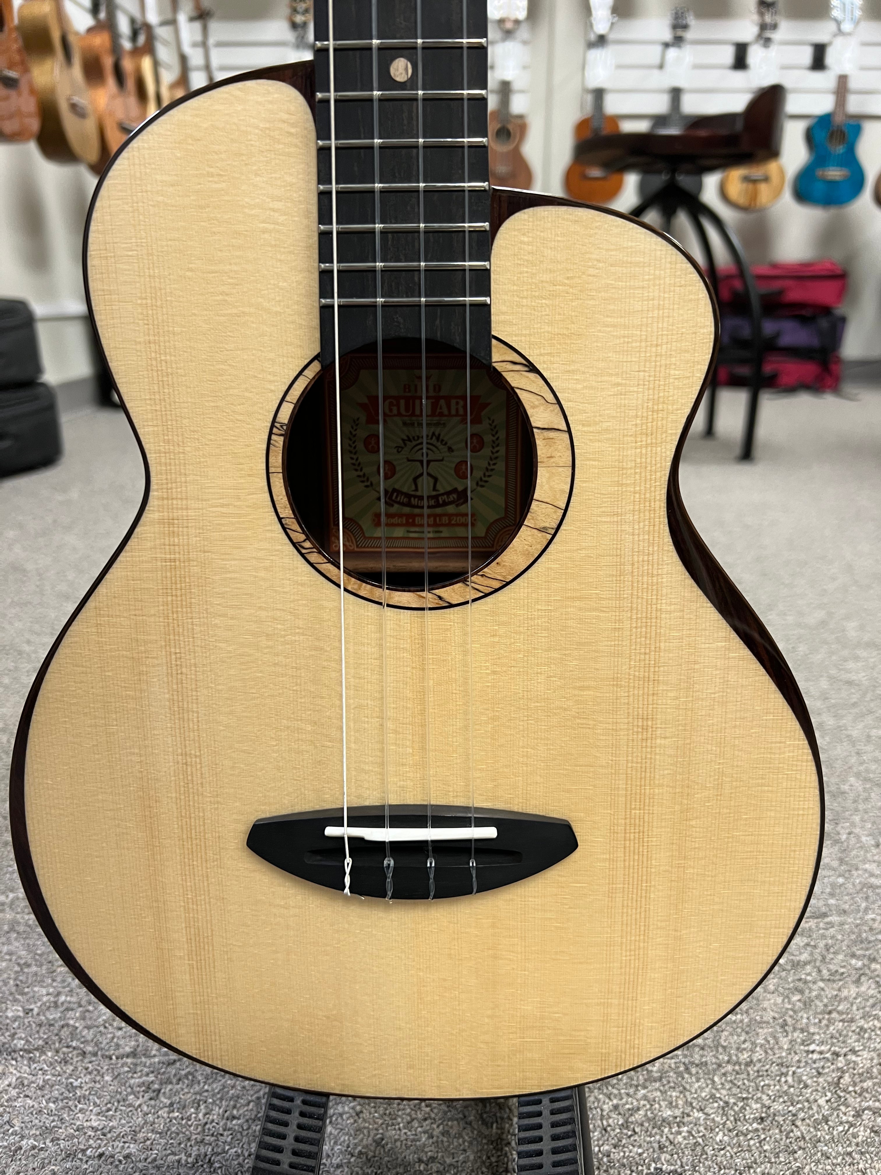 aNueNue UB 200 Baritone Ukulele w Case Moon Bird Series Solid