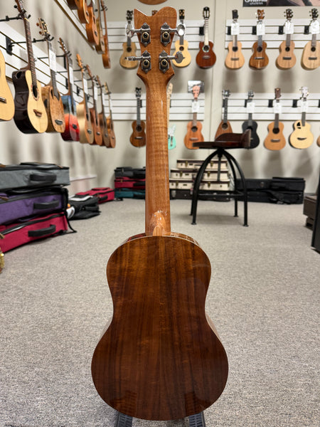 Makaio MKT-10 Koa Tenor Ukulele w/Case
