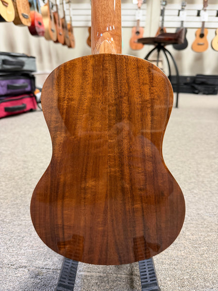 Makaio MKT-10 Koa Tenor Ukulele w/Case