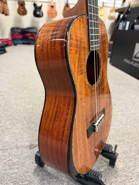 KALA KA-20th KOA-B Solid Koa/Mahogany Baritone Ukulele w/Case - B-Stock - 20th Anniversary Limited Edition