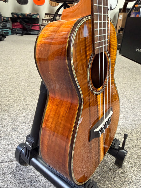 OHANA CK-570G Solid Koa Concert Ukulele w/Case - Abalone Bird Inlays
