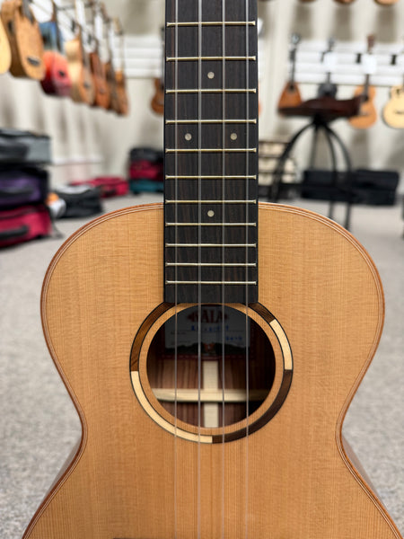 KALA KA-ASCP-T Tenor Ukulele - Solid Cedar/ Solid Pau Ferro