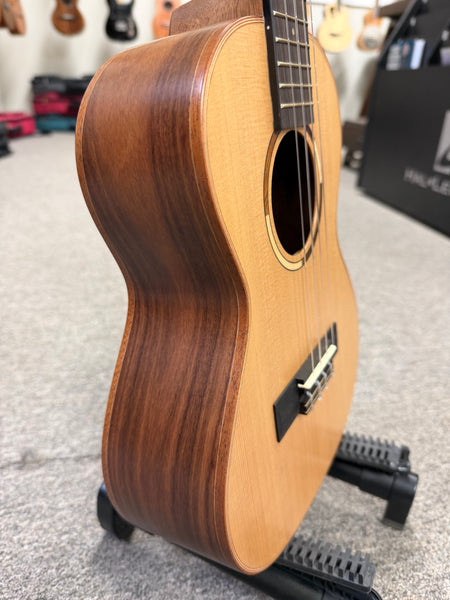 KALA KA-ASCP-T Tenor Ukulele - Solid Cedar/ Solid Pau Ferro