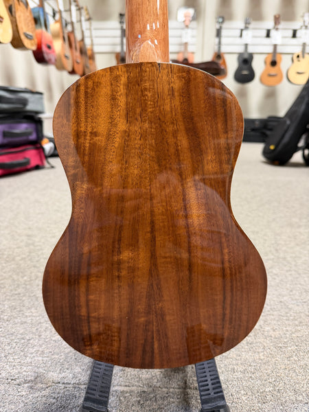 Makaio MKT-10 Koa Tenor Ukulele w/Case