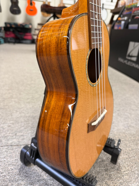OHANA TK-260G Solid Cedar/Acacia Tenor Ukulele