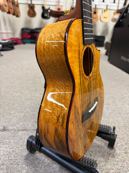 Enya EUT-MG6 Solid Mango Tenor Ukulele w/Case