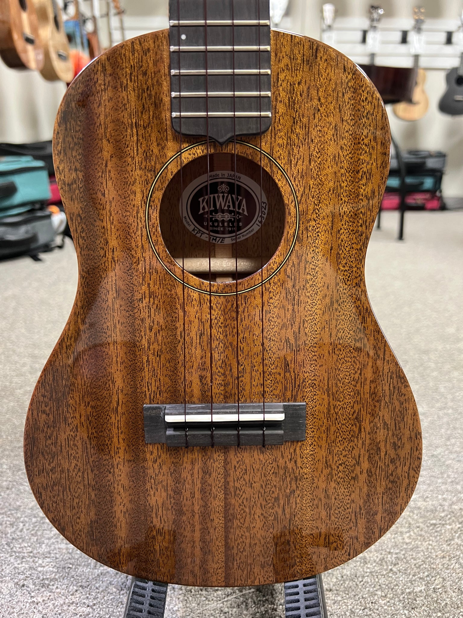 Kiwaya KPT-1M Solid Mahogany Tenor Ukulele