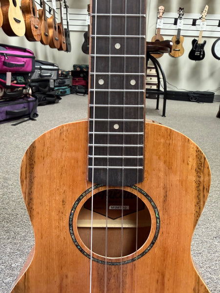 Makaio MSMT-10 Spalted Mango Tenor Ukulele w/Case