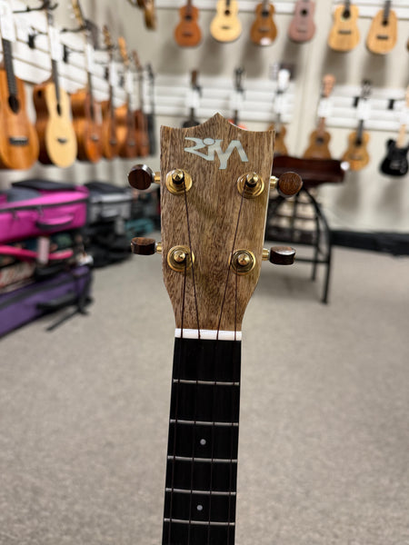 Risa Solid Spalted Mango Tenor Ukulele - Pre Loved -  UKA-MAN-BAT