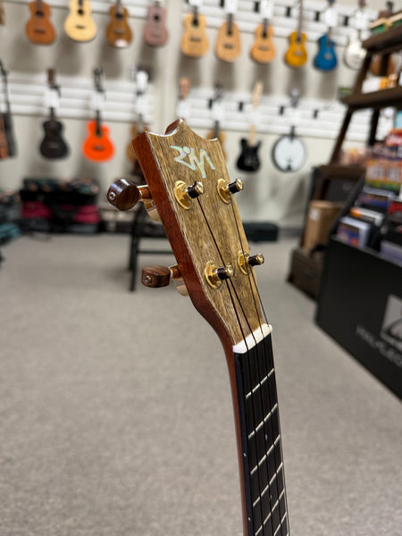 Risa Solid Spalted Mango Tenor Ukulele - Pre Loved -  UKA-MAN-BAT