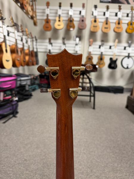 Risa Solid Spalted Mango Tenor Ukulele - Pre Loved -  UKA-MAN-BAT